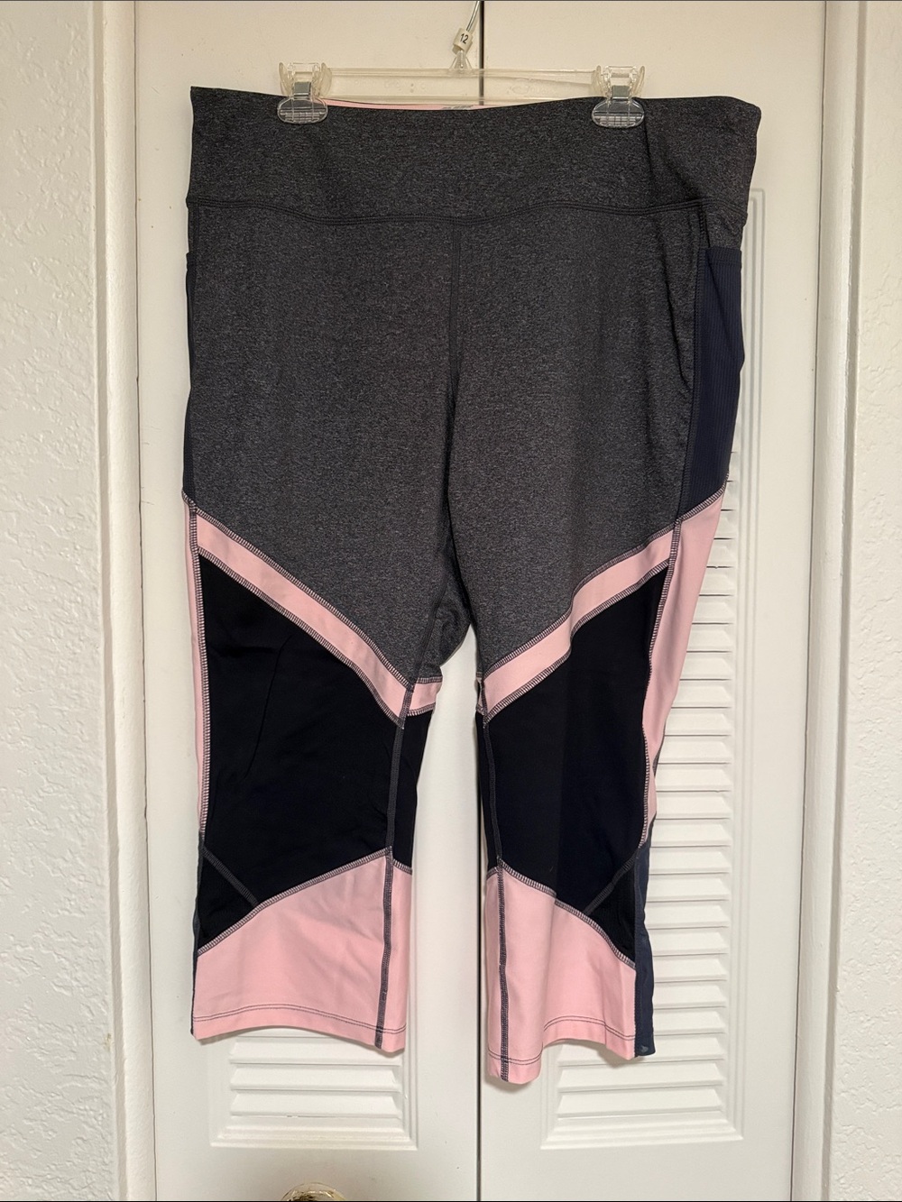 Gray, Black & Pink Colorblock Capri Workout Leggings